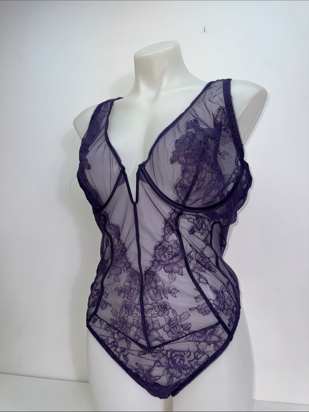 Victoria's Secret Sheer Lace Plunge Bodysuit in Purple Sz XXL NWT